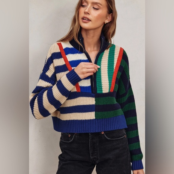 Vici Sweaters - VICI Varsity Color-block Cropped Half Zip Sweater, Size Medium